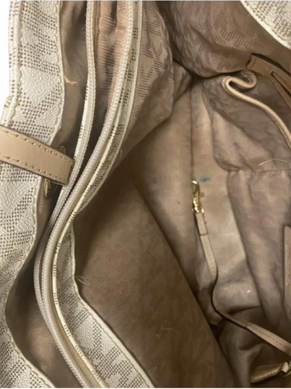 Michael Kors classic michael